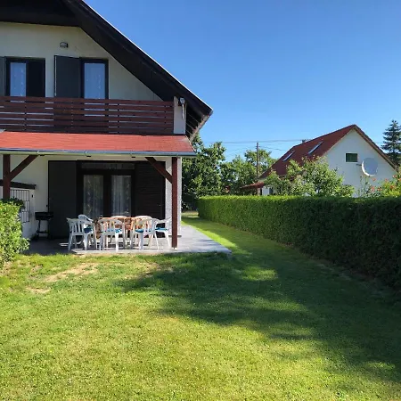 Ferienhaus Maria *